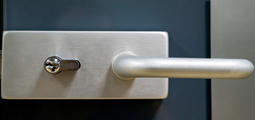 Change Patio Door Locks in El Sobrante, California
